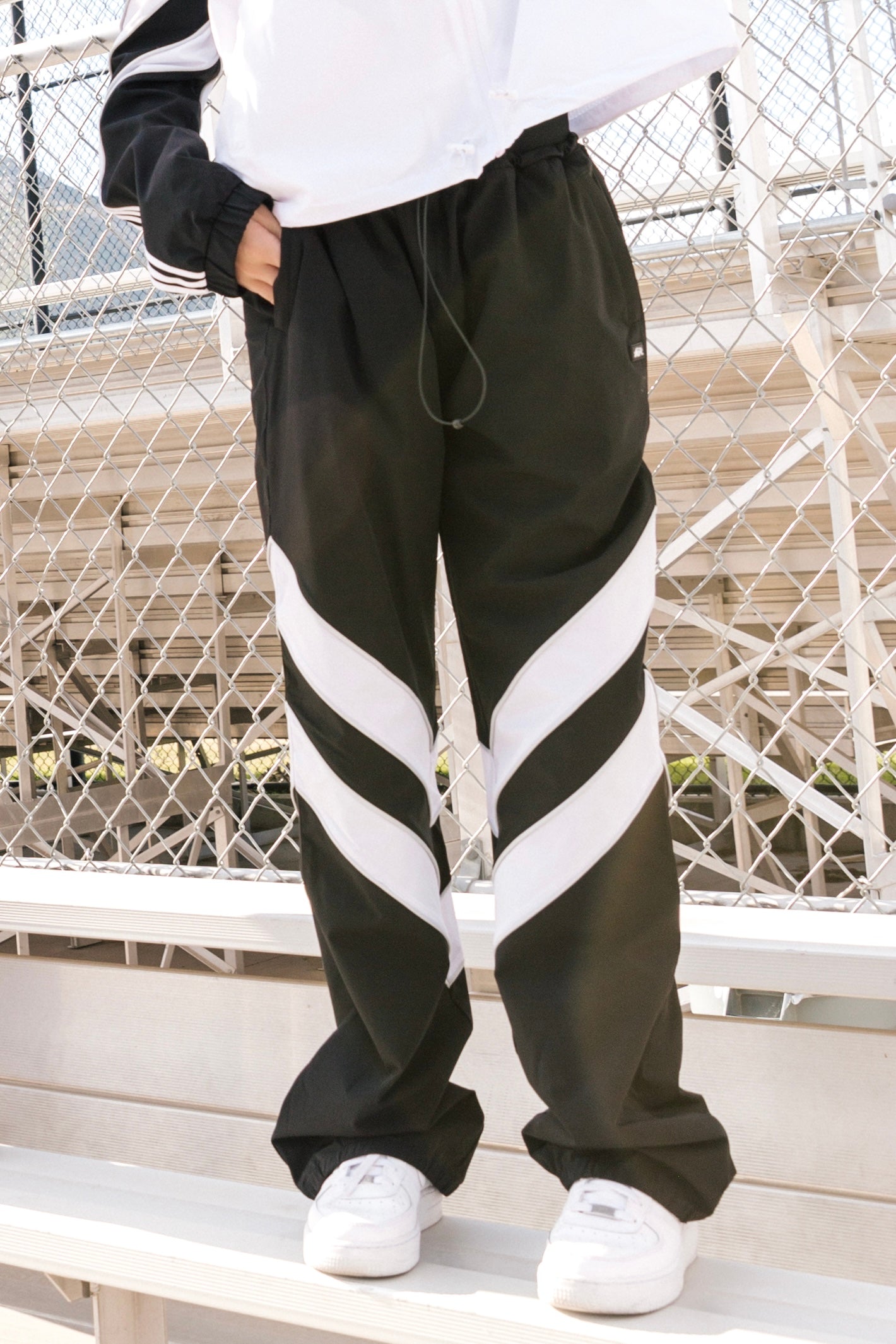 Angles Wide Leg Jogger | Tiger Friday – TigerFriday