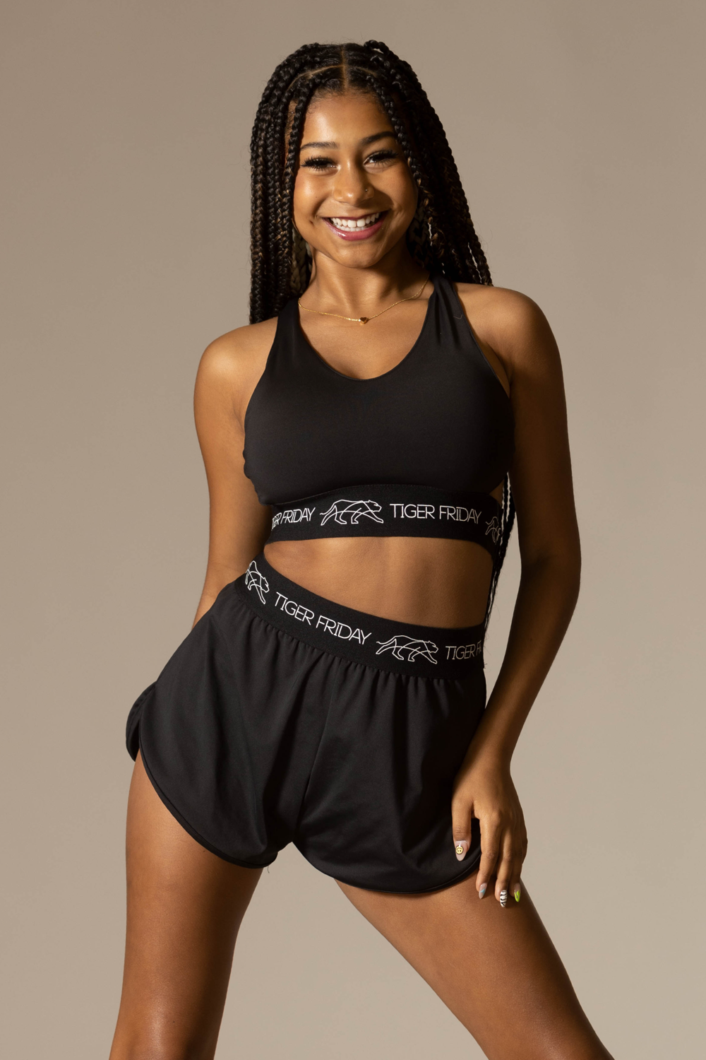Sports bra top shorts set