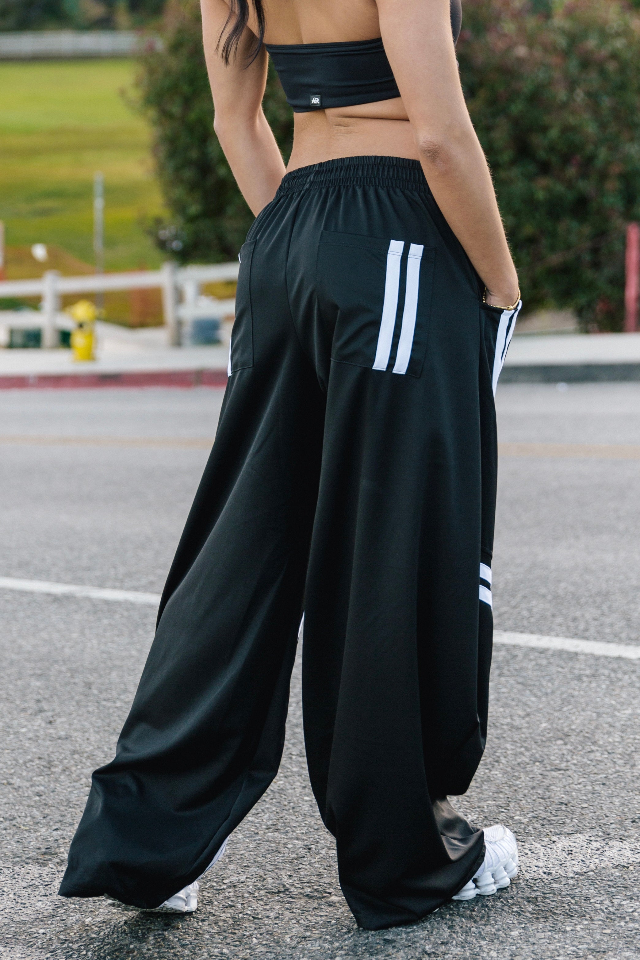 Vector Barrel Joggers - 8 Ball