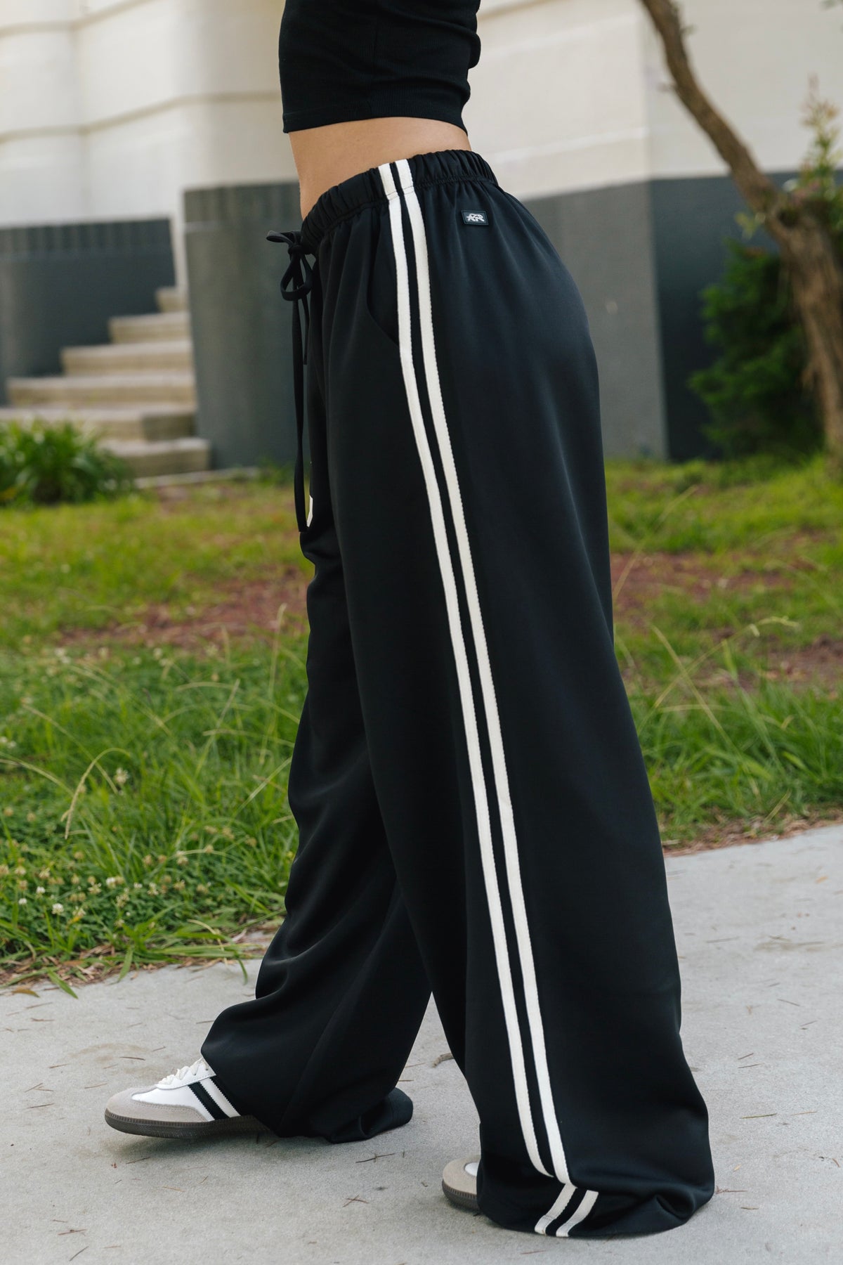 Newport Track Pants - 8 Ball