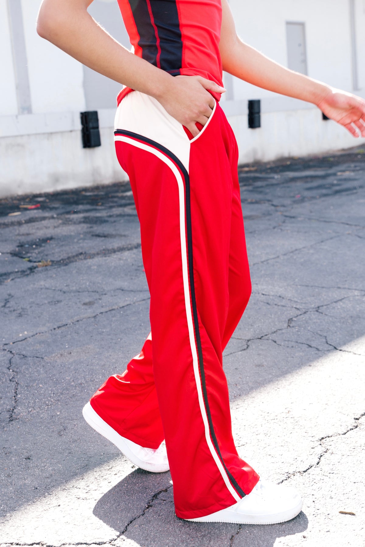 Vienna Joggers - Amaryllis