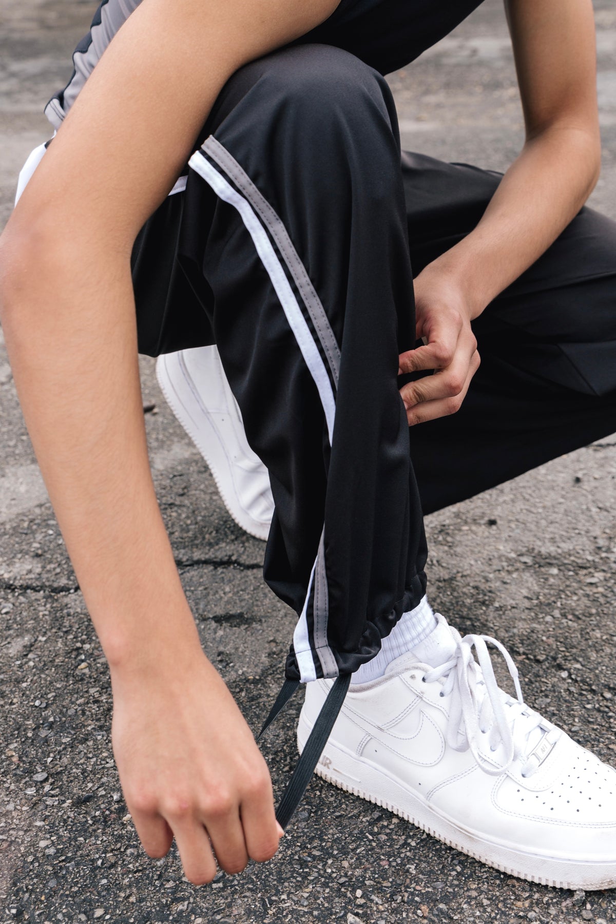 Vienna Joggers - 8 Ball
