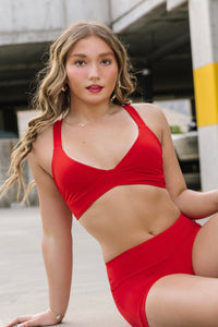 Love Me Knot Bra - Cherry