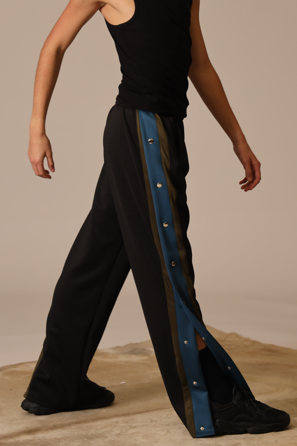 Oh Snap Tearaway Pants - Raven