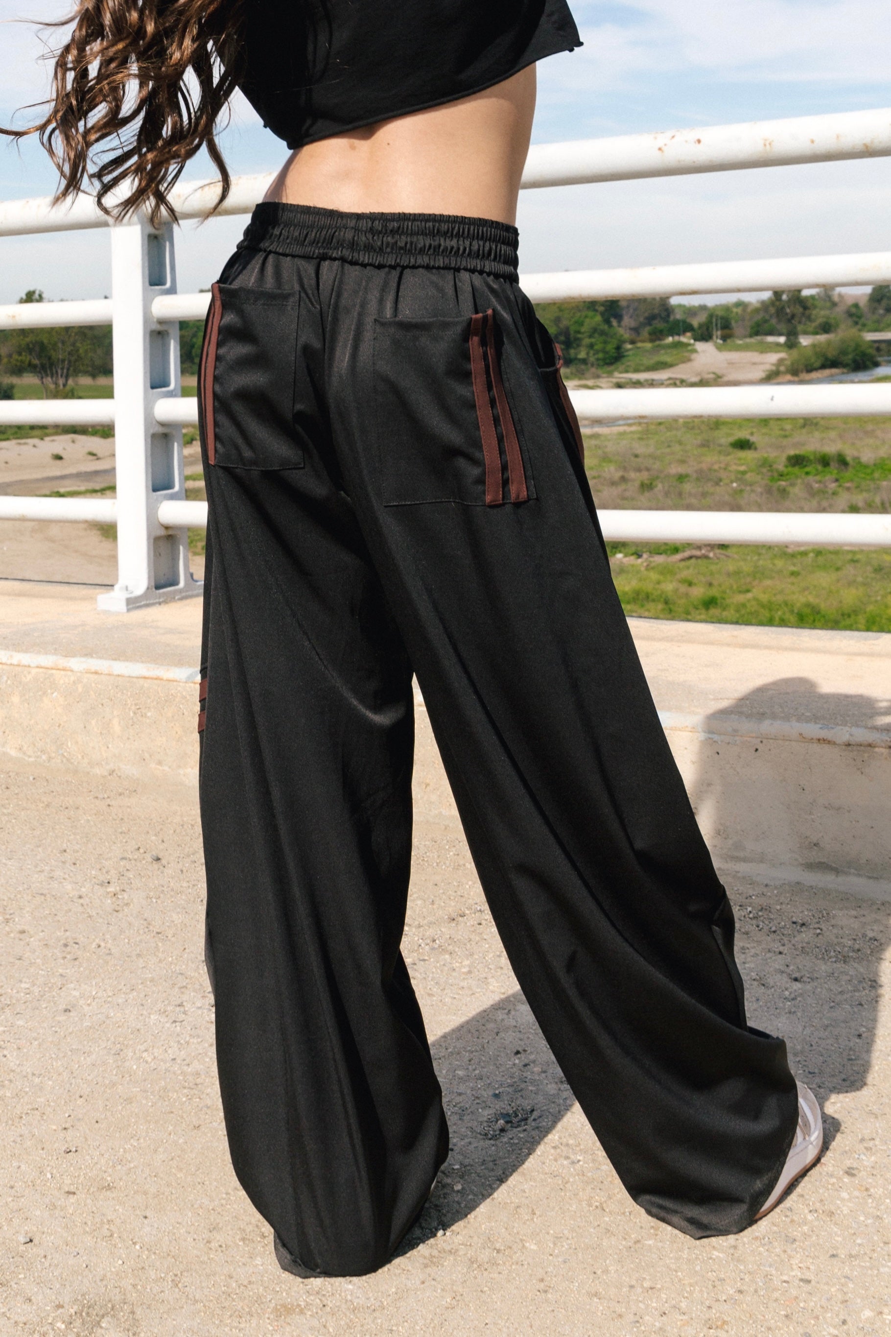 Vector Barrel Joggers - Americano