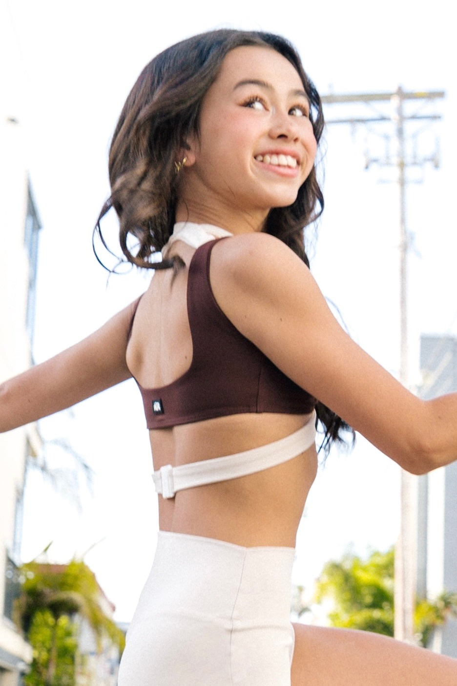 Lorraine Crop - Breve