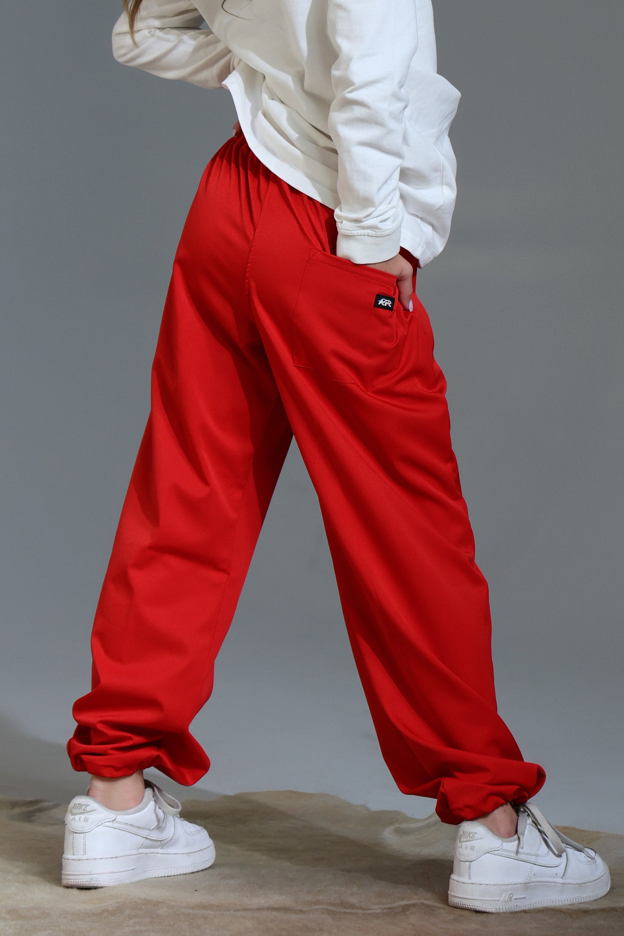 Elevate Jogger - Cherry - FINAL SALE