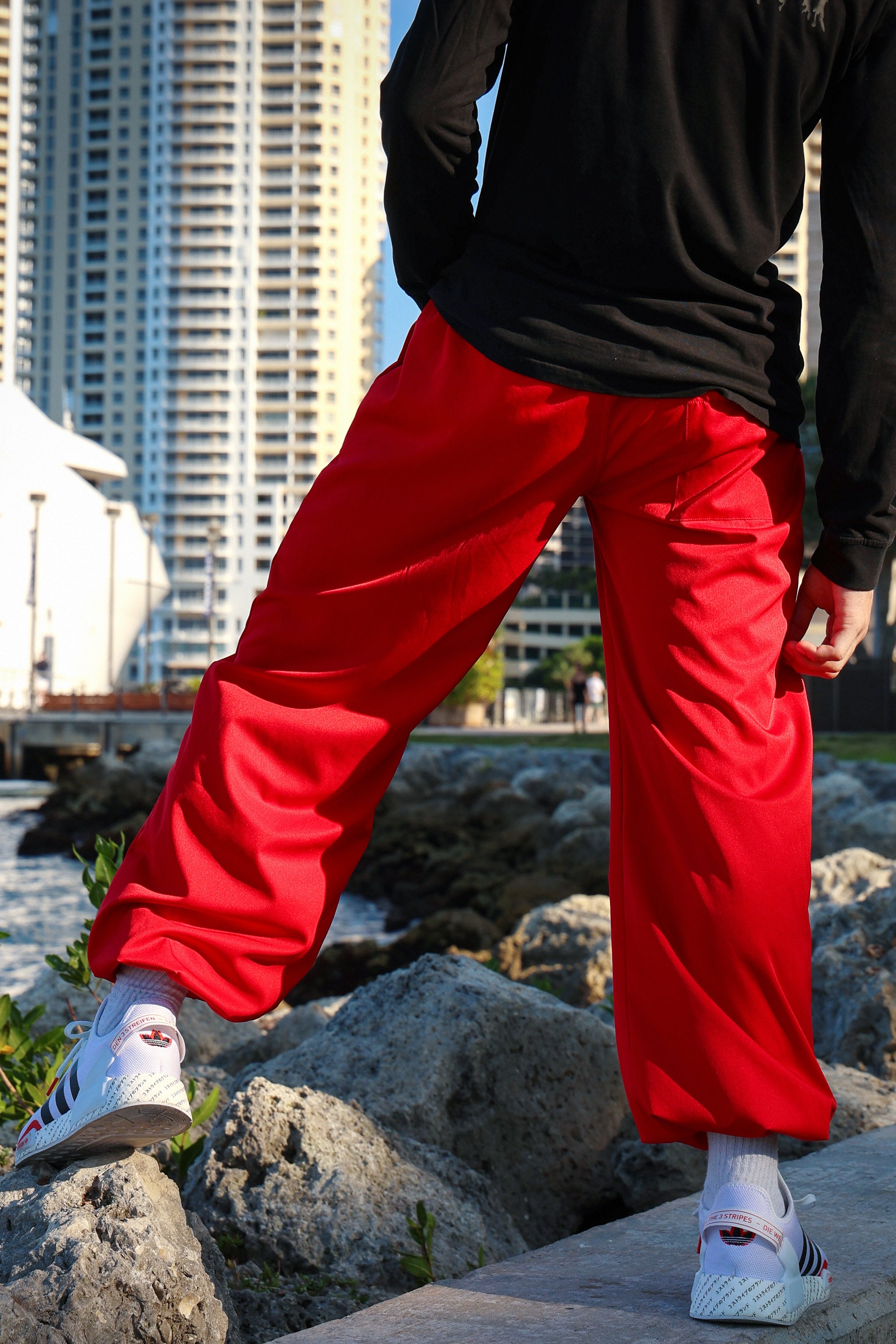 Elevate Jogger - Cherry