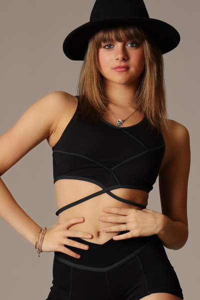 black halter neck crop top - Luna Boutique